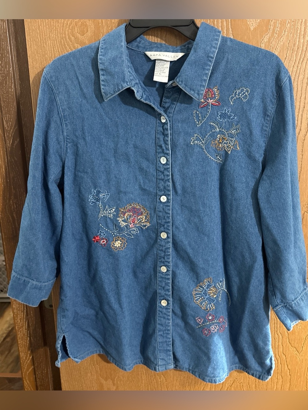 Napa Valley Vintage 1990s Blue Denim Blouse with Embroidered Flowers Size XL